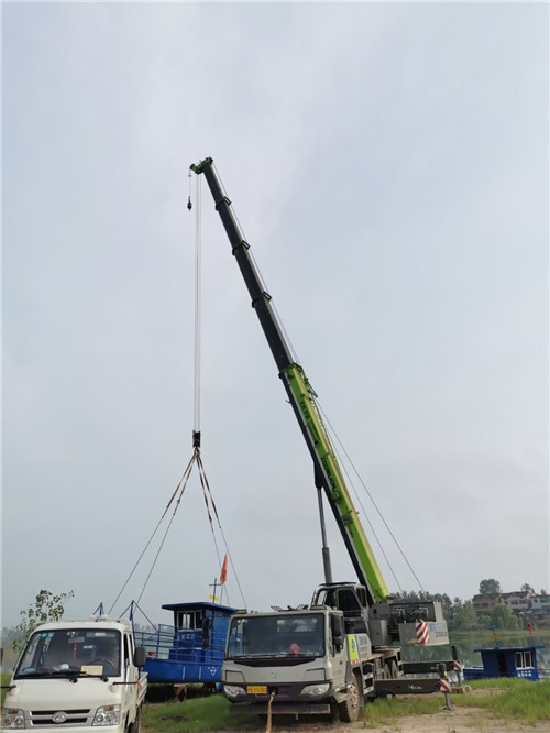 金川区桥梁建设吊装案例